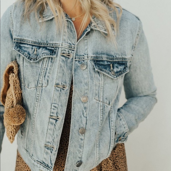 SOLD-BNWT CJLA “Fletcher” Jean Jacket (L) - Picture 5 of 15